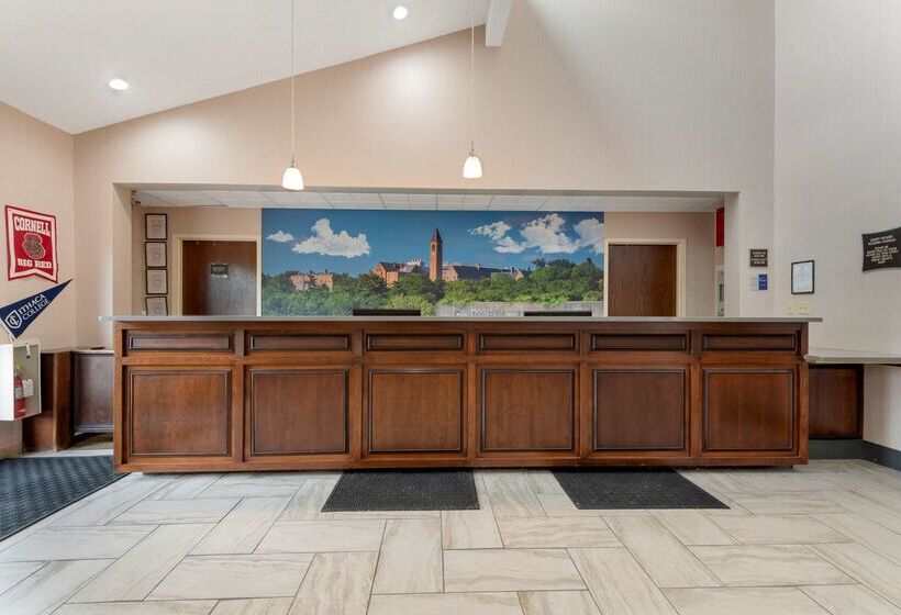 فندق Best Western University Inn