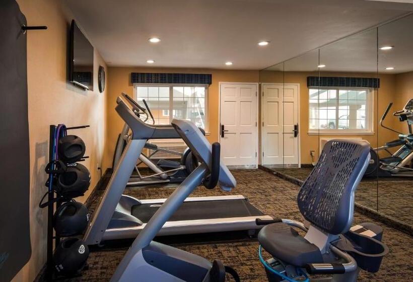 בית מלון כפרי Best Western University Lodge