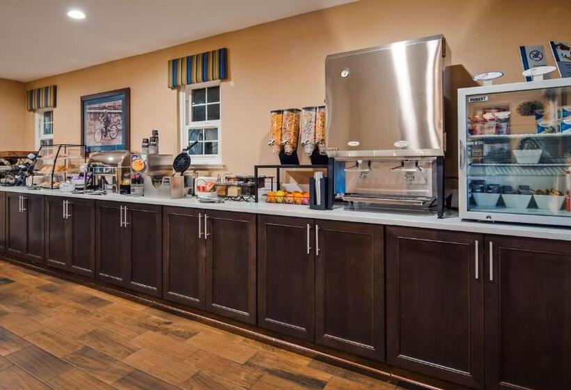 בית מלון כפרי Best Western University Lodge