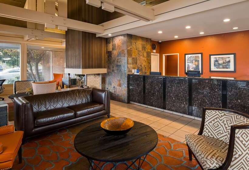 هتل Best Western Village Inn