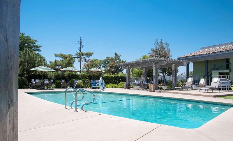 Отель Best Western Village Inn