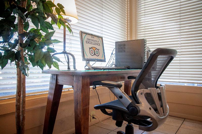 Отель Best Western Village Inn