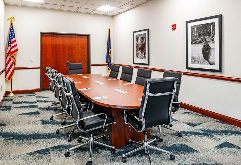 בית מלון כפרי Best Western Vista Inn At The Airport