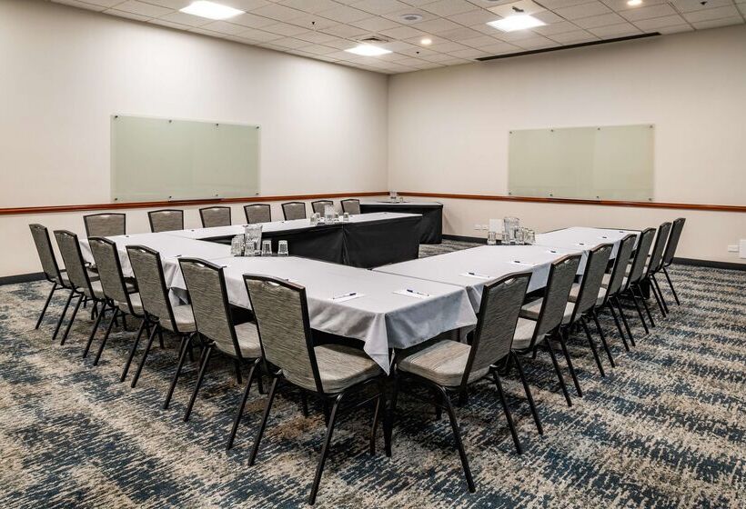 בית מלון כפרי Best Western Vista Inn At The Airport