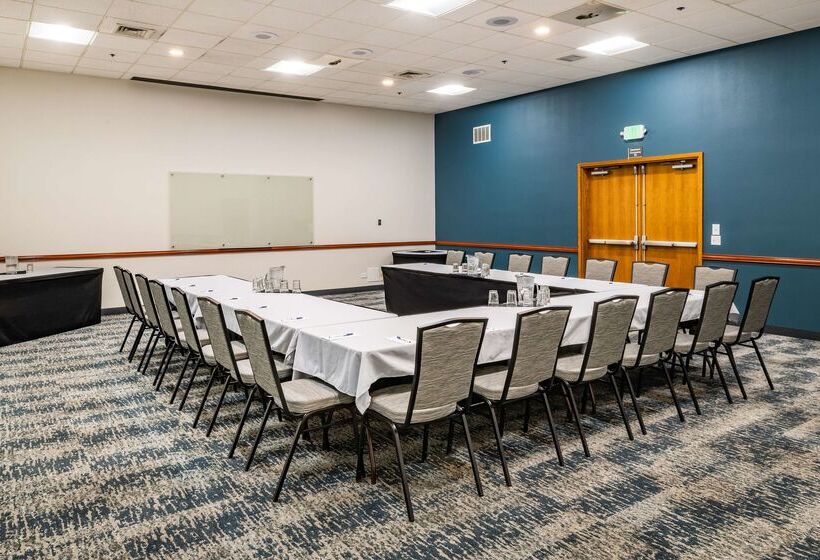 בית מלון כפרי Best Western Vista Inn At The Airport