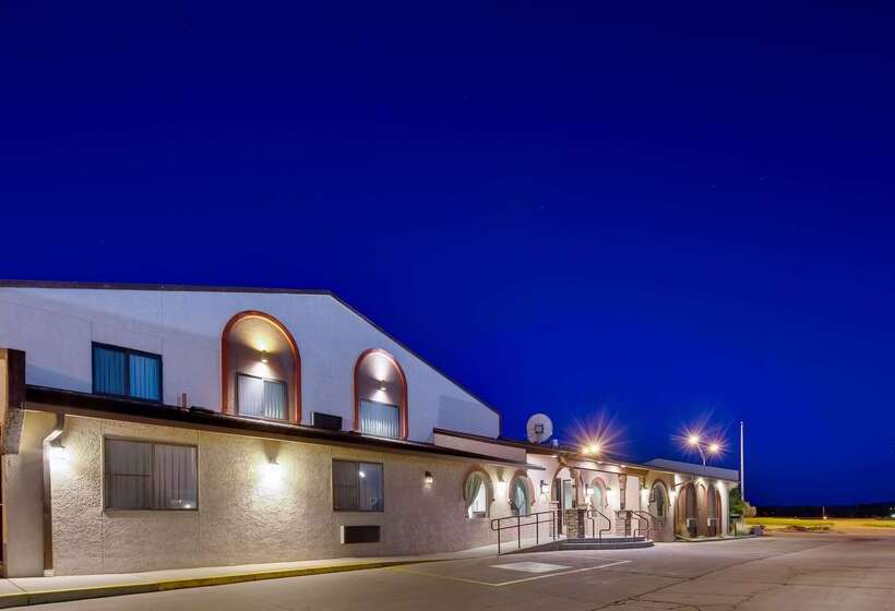 هتل Best Western West Hills Inn