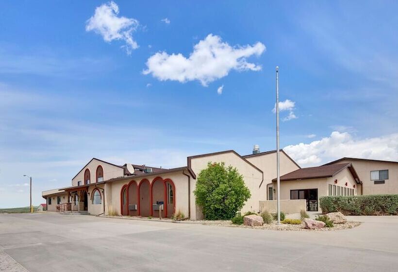 فندق Best Western West Hills Inn