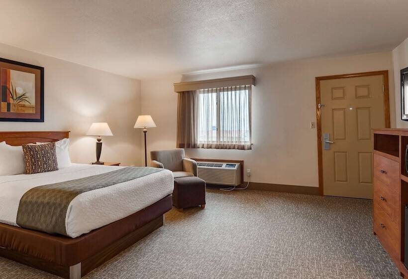 فندق Best Western West Hills Inn