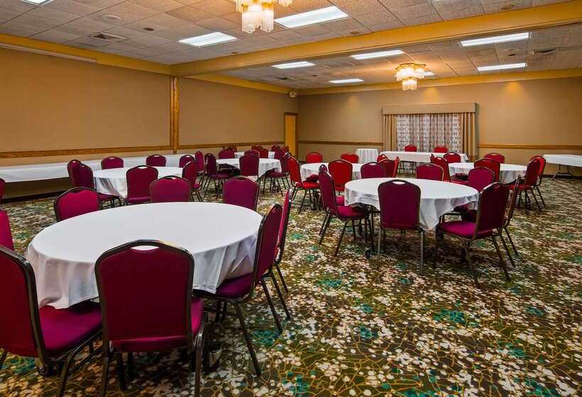 酒店 Best Western Woodhaven Inn