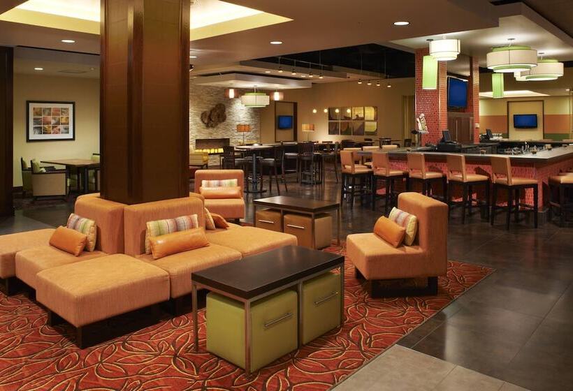 בית מלון כפרי Buffalo Marriott Niagara