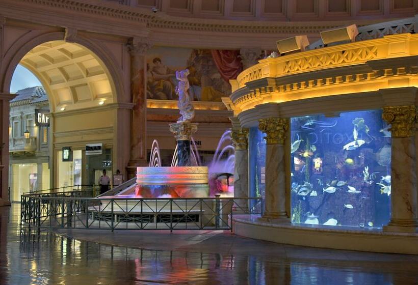 בית מלון כפרי Caesars Palace