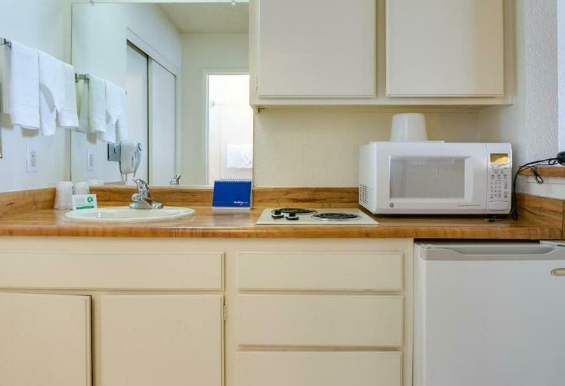 ホテル California Suites