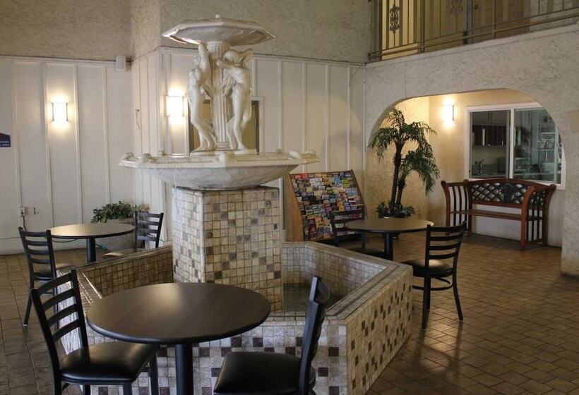 هتل California Suites