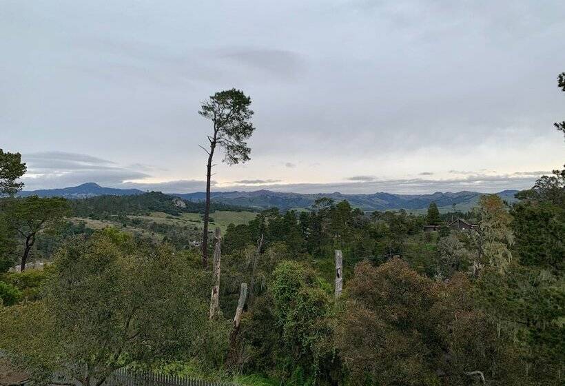 호텔 Cambria Pines Lodge