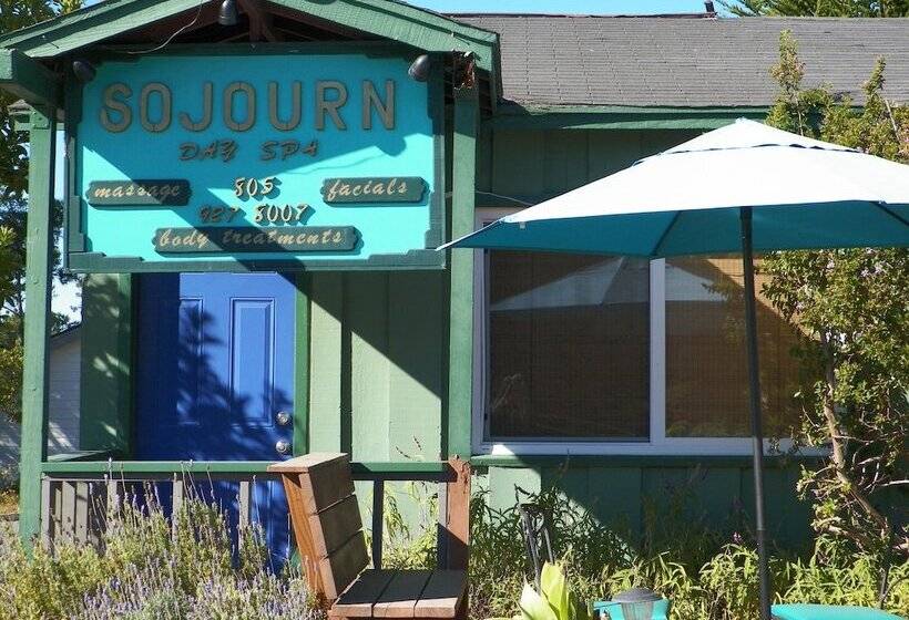 호텔 Cambria Pines Lodge