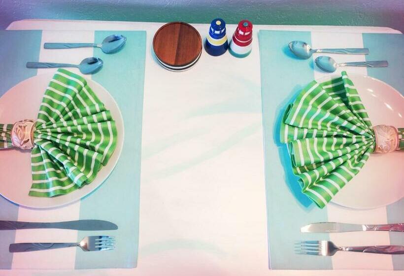 酒店 Casa Del Mar Beachfront Suites