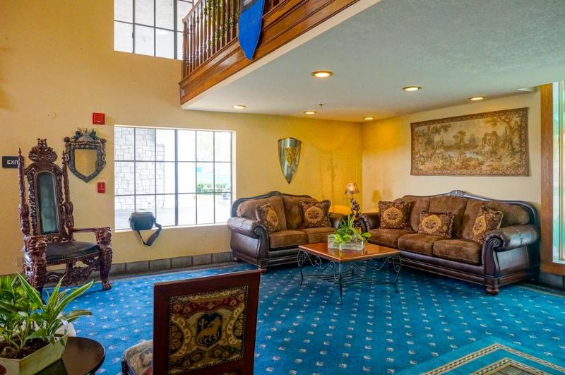酒店 Castle Inn And Suites Anaheim