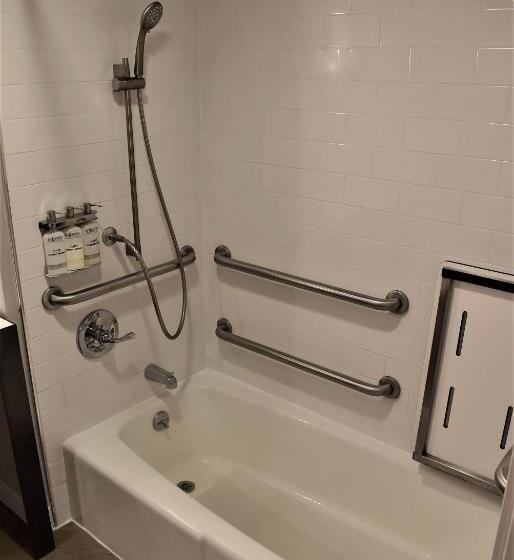 فندق Chaminade Resort & Spa