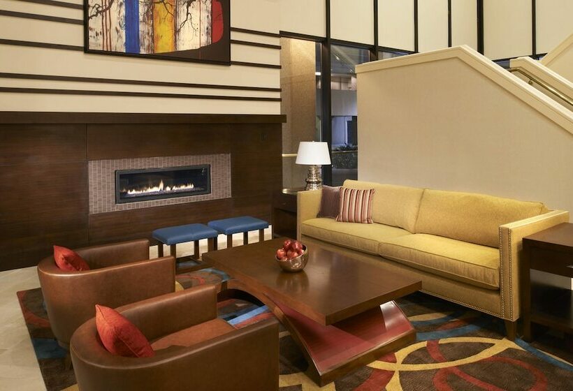 Отель Charleston Marriott Town Center