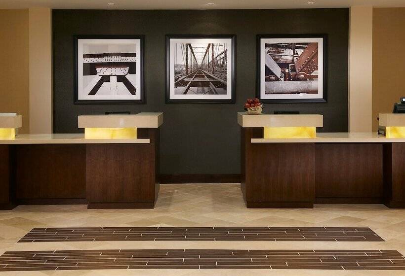 Отель Charleston Marriott Town Center