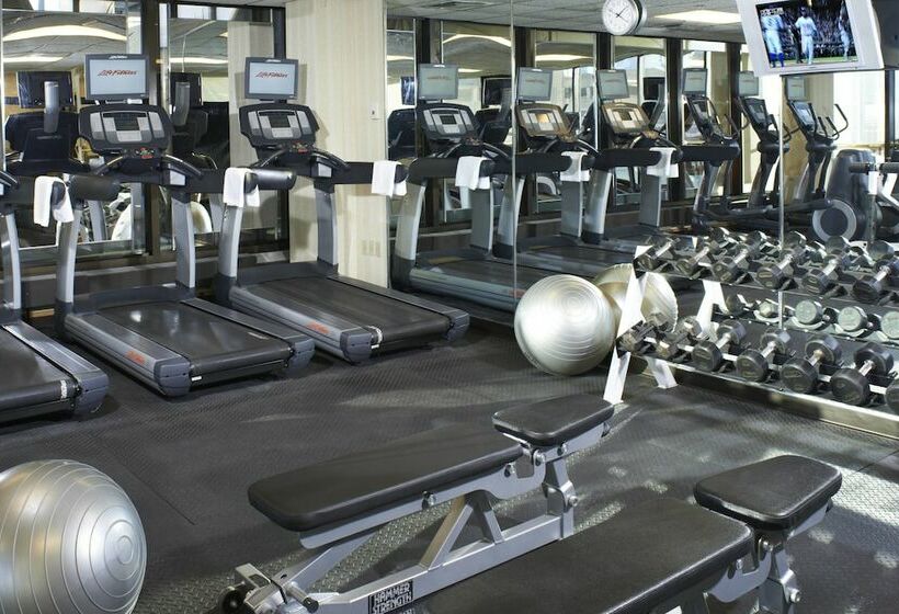 Отель Charleston Marriott Town Center