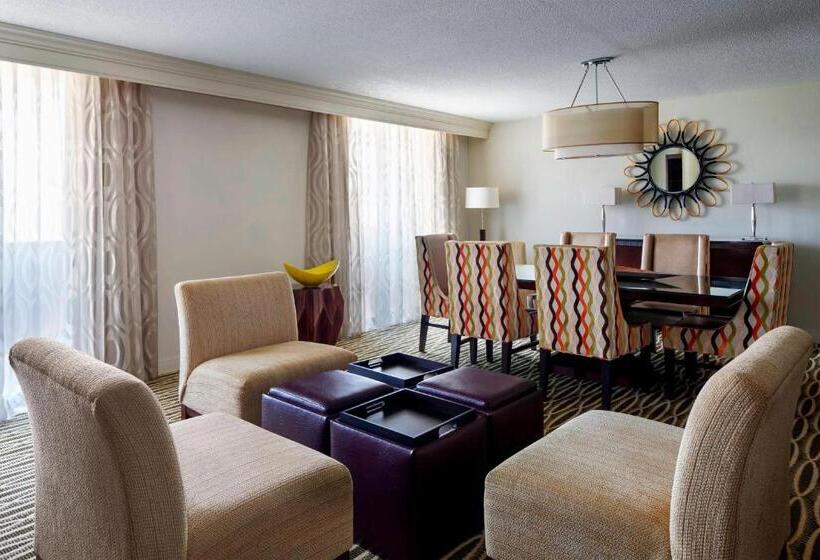 Отель Charleston Marriott Town Center