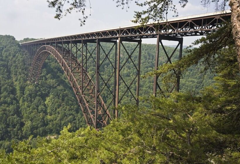 Отель Charleston Marriott Town Center