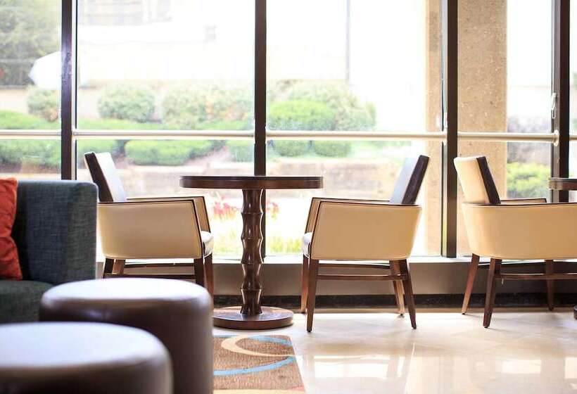 Отель Charleston Marriott Town Center