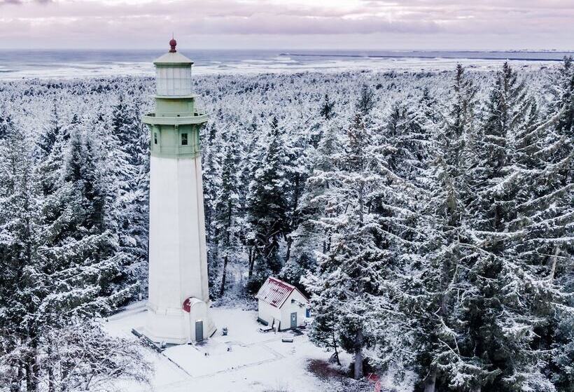 هتل Chateau Westport Resort