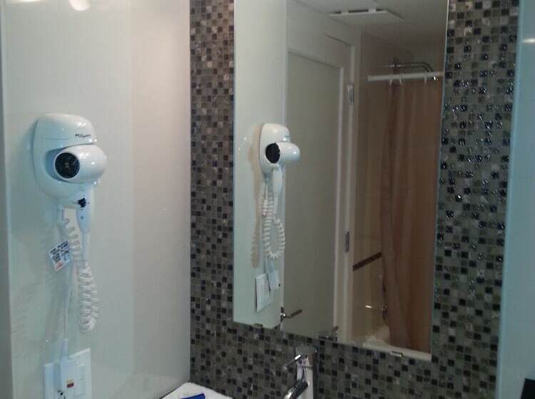 Отель Chateaubleau