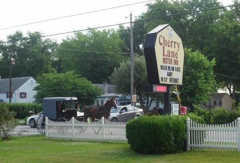 בית מלון כפרי Cherry Lane Motor Inn