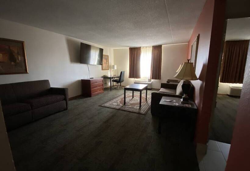 هتل Chicago Club Inn & Suite