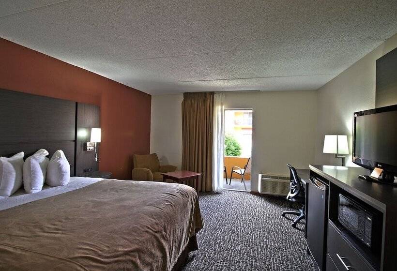 هتل Chicago Club Inn & Suite