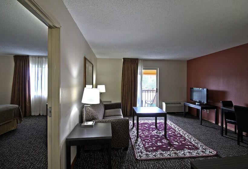 هتل Chicago Club Inn & Suite