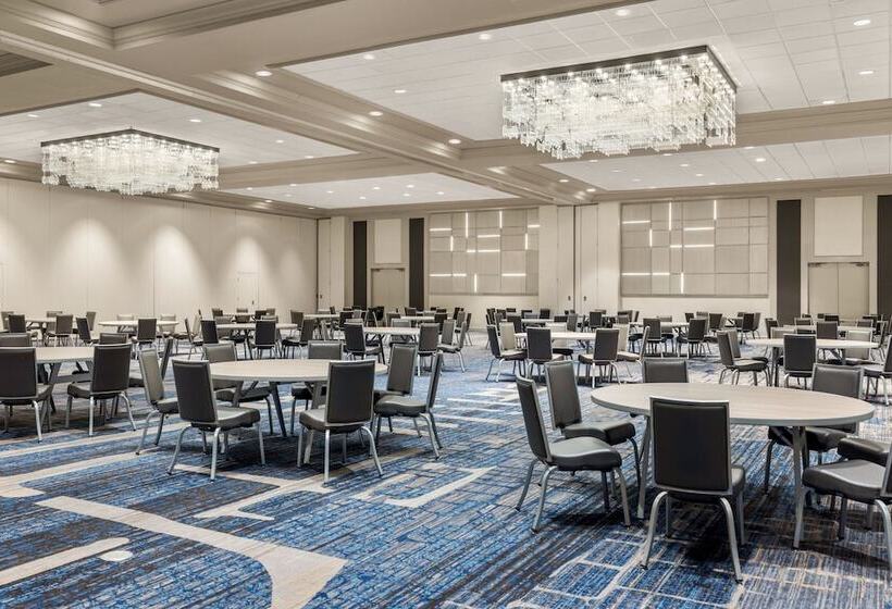 هتل Chicago Marriott Downtown Magnificent Mile