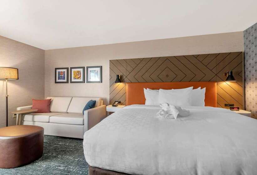 فندق Clarion Inn