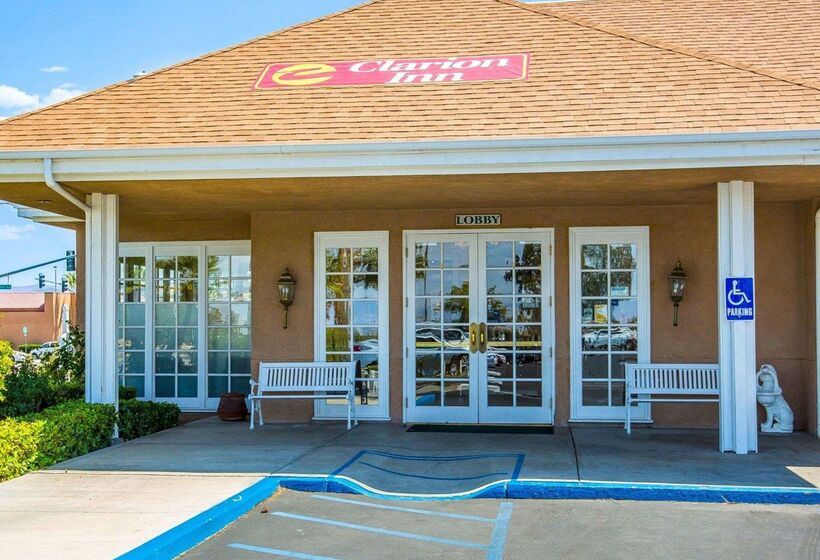 فندق Clarion Inn Near China Lake Naval Station