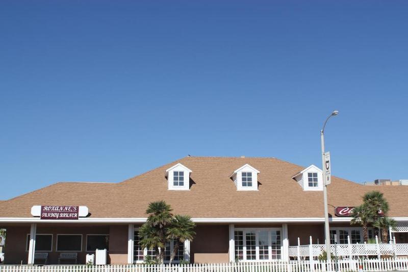 호텔 Clarion Inn Near China Lake Naval Station