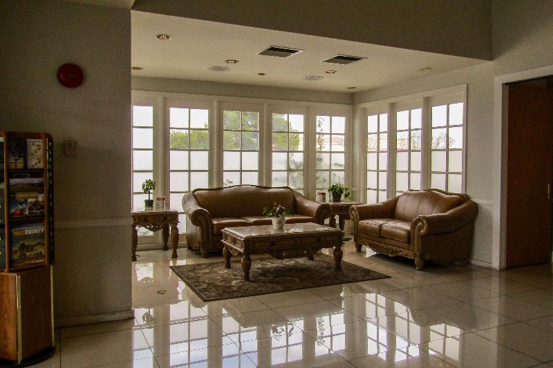 فندق Clarion Inn Near China Lake Naval Station