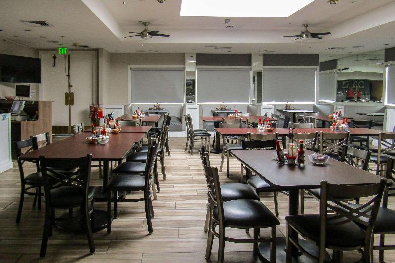 فندق Clarion Inn Near China Lake Naval Station