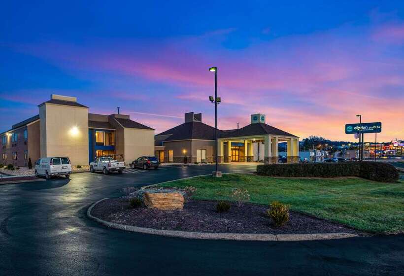 ホテル Clarion Pointe Harrisonburg