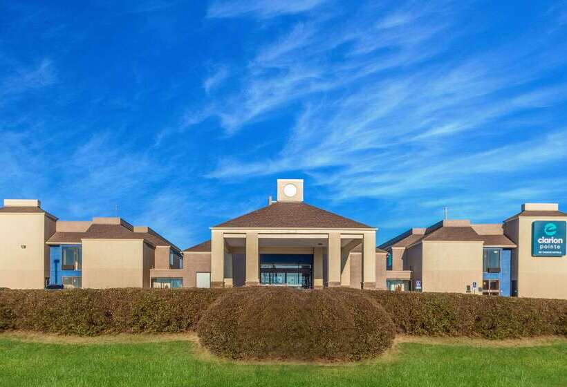 בית מלון כפרי Clarion Pointe Harrisonburg