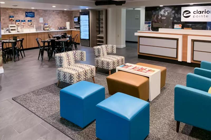 فندق Clarion Pointe Richmond North Near University