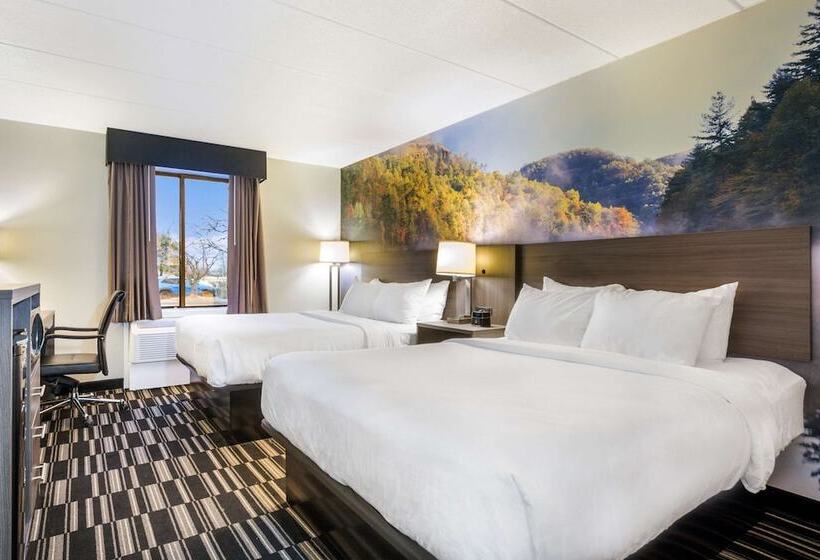 فندق Clarion Pointe Richmond North Near University