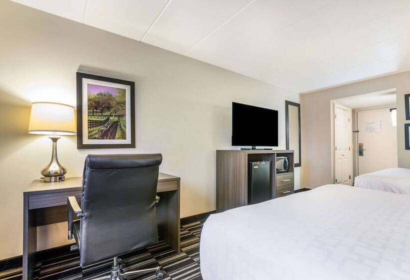 فندق Clarion Pointe Richmond North Near University