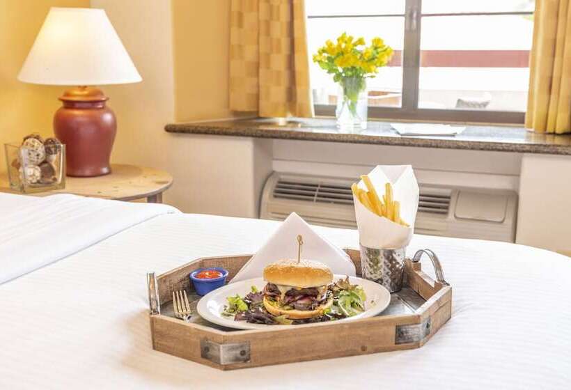 호텔 Clocktower Inn Ventura