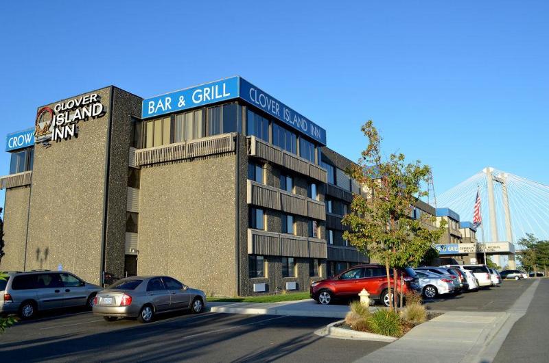 호텔 Clover Island Inn