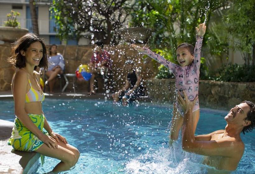 בית מלון כפרי Coconut Waikiki