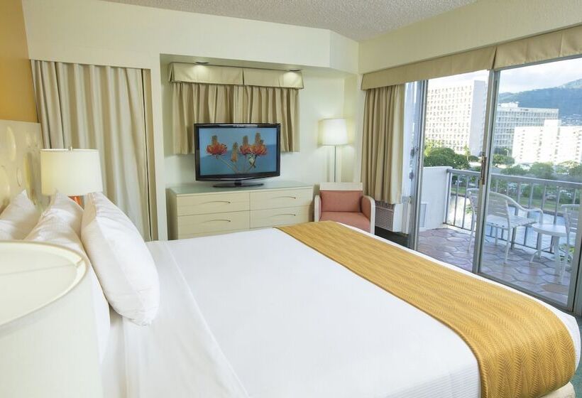 בית מלון כפרי Coconut Waikiki