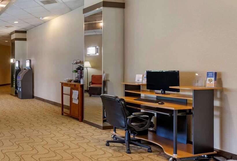 호텔 Comfort Inn